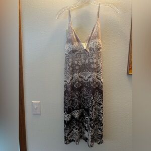 Elegant Black and White Lace Nightgown